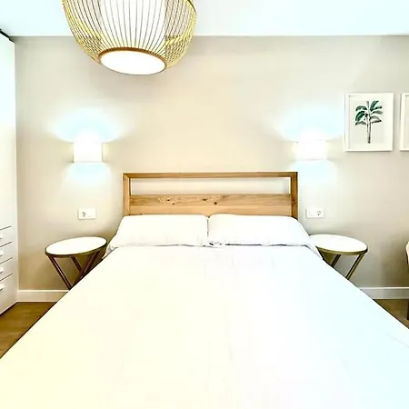 Canton Pequeno Dwelling