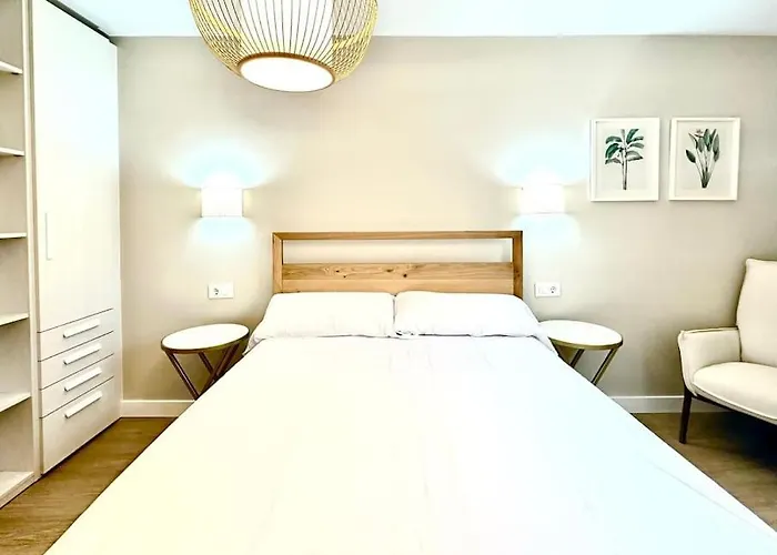 Canton Pequeno Dwelling