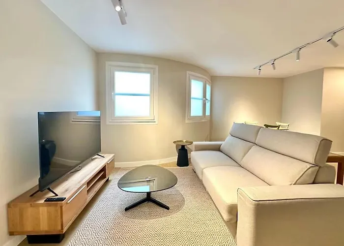 Canton Pequeno Dwelling